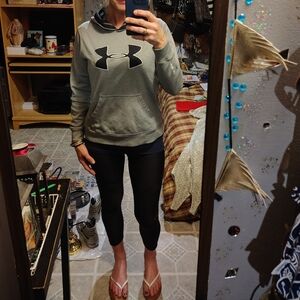 🎈Under Armour🎈BUY 1 GET 1 FREE🎈Fleece Hoodie Sz S